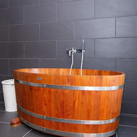 Holiday Cxxxiv *